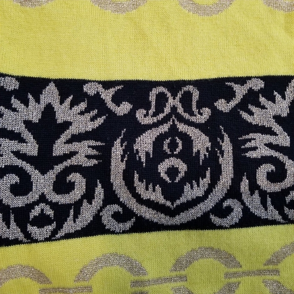 Vintage Regal Sweater - Picture 5 of 5